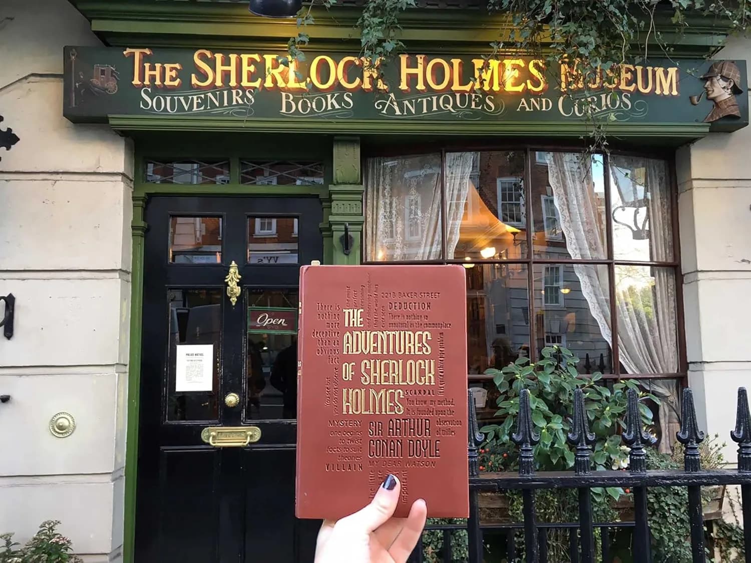 The Adventures of Sherlock Holmes — мініатюра 5